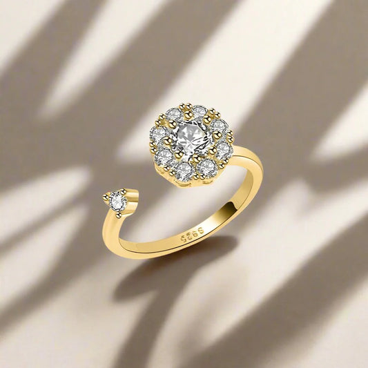 Crystal bloom fidget ring in gold