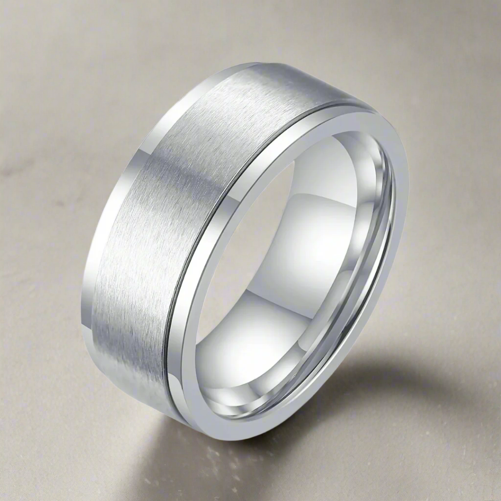 Silver fidget ring